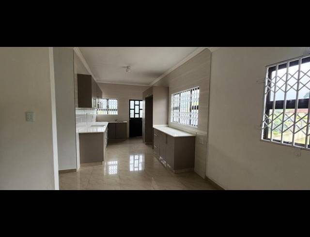 10 BEDROOM HOUSE FOR SALE IN SARNIA